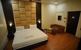 Hotel New Grand